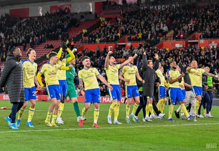 Southampton là một trong số các đội cạnh tranh thăng hạng Premier League