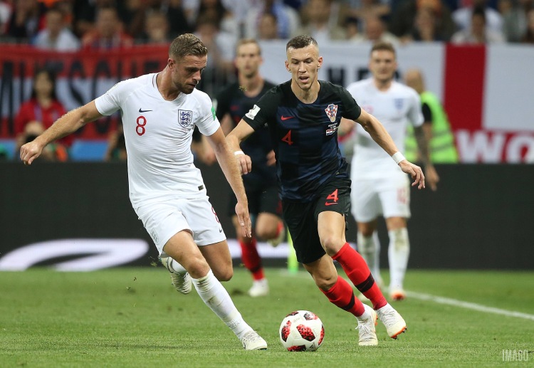 Ivan Perišić battles England’s Jordan Henderson as Croatia open their World Cup 2026 campaign