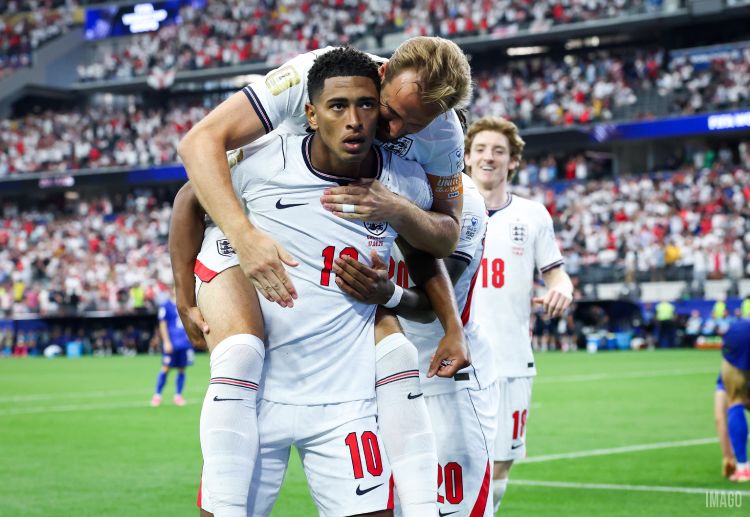 ဒီပွဲမှာ အင်္ဂလန် နည်းပြ သောမတ်စ် တူချယ်ဟာ မော်ဂန် ရော်ဂျာစ်နဲ့ အီဘာရီချီ အီဇီ တို့ကို သူတို့ရဲ့ ပထမဆုံး ကမ္ဘာ့ဖလား ပွဲဦးထွက် အဖြစ် လူစားလဲ ထည့်သွင်းခဲ့ပါသေးတယ်။