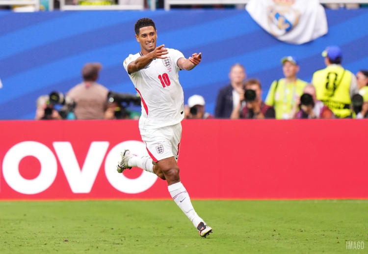 世界杯 三狮军团以6比4力克法国夺得季军，两队合演10球大战，被公认为本届世界杯最具观赏性的比赛。