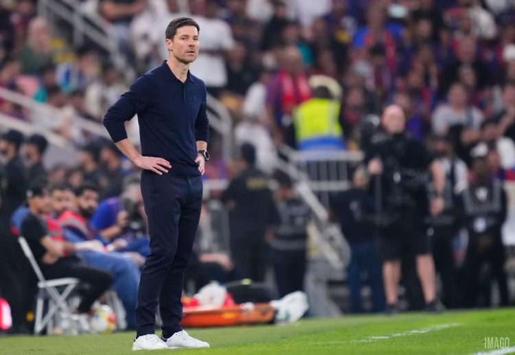 Premier League: HLV Alonso ưa thích lối đá kiểm soát bóng