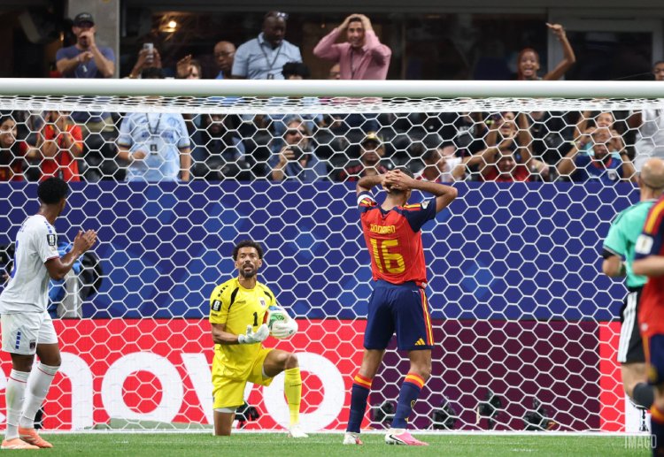 Vozinha of Cape Verde denies Rodri of Spain - World Cup 2026